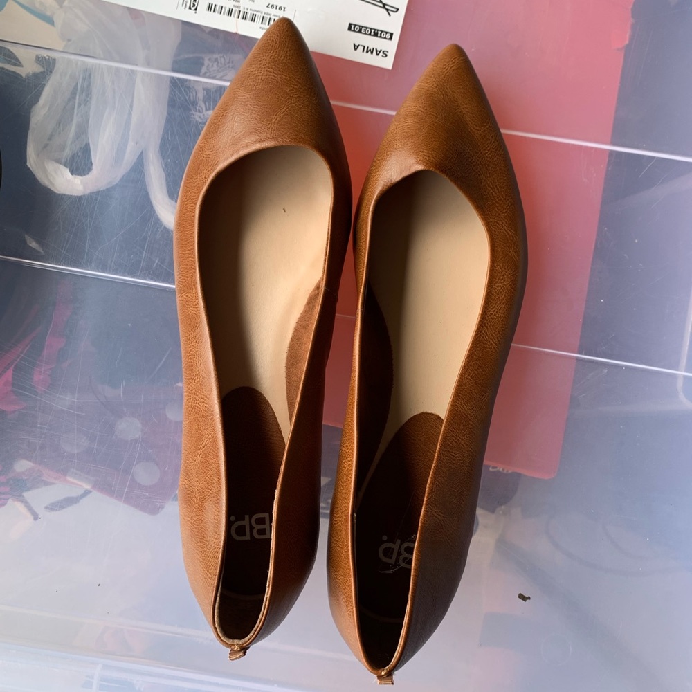 Women’s brown flats size 12